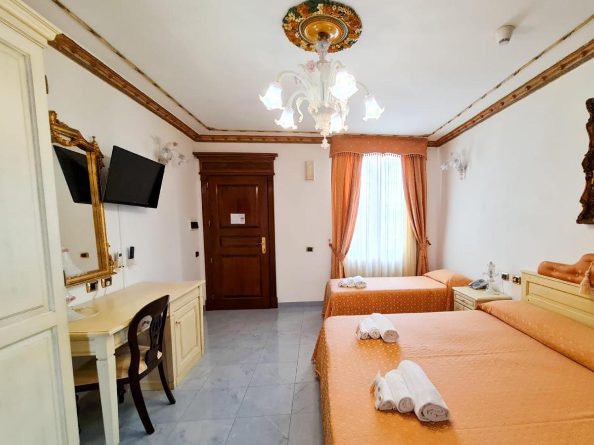 Euro Hotel イグレージアス エクステリア 写真