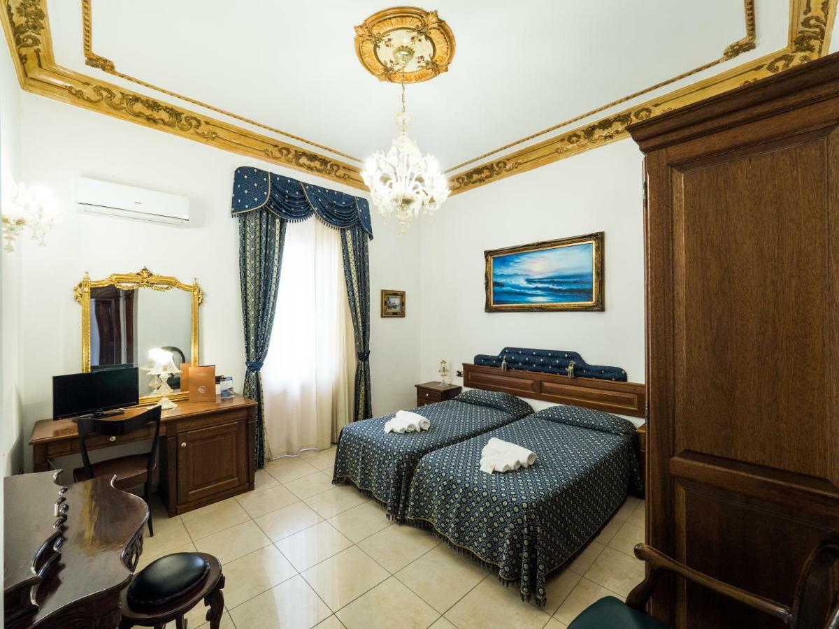 Euro Hotel イグレージアス エクステリア 写真
